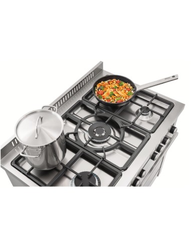 zona-de-trabajo-cocina-profesional-5-fuegos-con-horno-bartscher