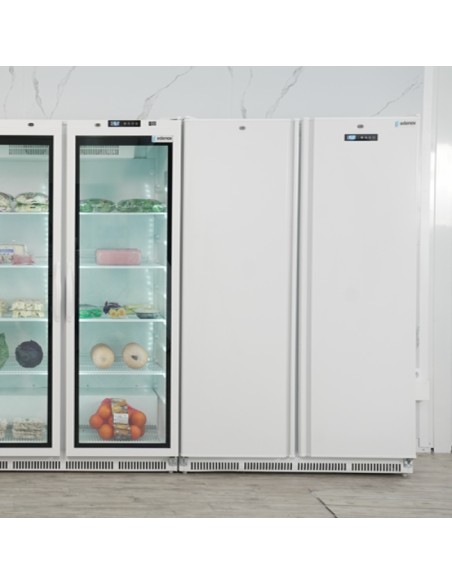 vista-de-exposicion-armario-refrigerado-serieaps-802-edenox