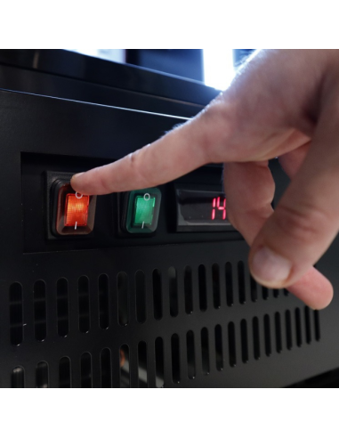 Vitrina Congelador Vertical VESUC-1603-C Edenox